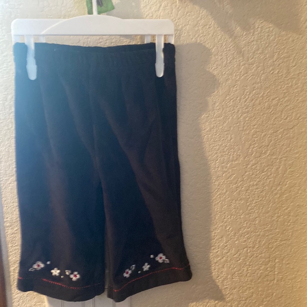 Snow White, Disney pants